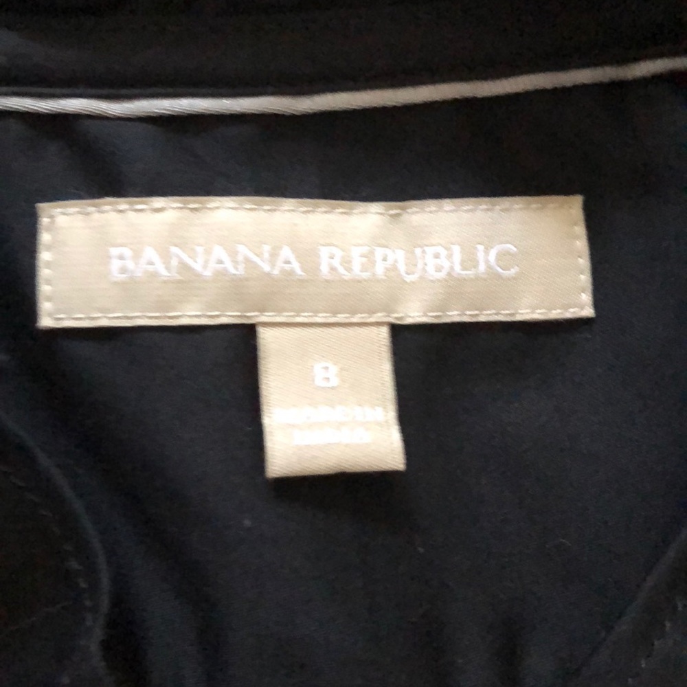 Banana Republic Ruffle Top - Picture 5 of 5